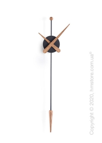 Часы настенные Nomon Punta Wall Clock, Black fiberglass and Oak Часы настенные Nomon Punta Wall Clock, Black fiberglass and Oak