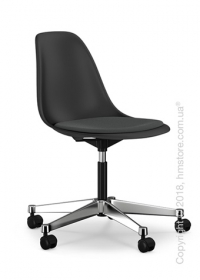 Кресло Vitra Eames Plastic Side Chair PSCC with seat upholstery, Basic Dark shell and Dark Grey Кресло Vitra Eames Plastic Side Chair PSCC with seat upholstery, Basic Dark shell and Dark Grey