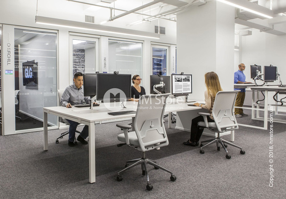 Кресло Vitra ID Mesh Soft Grey, Plano Dark Grey