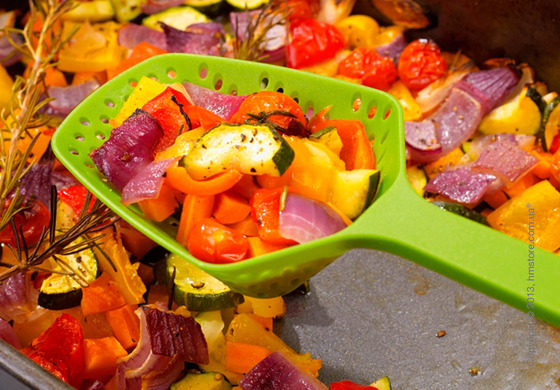 Шумовка Joseph Joseph Scoop Small, Зеленая