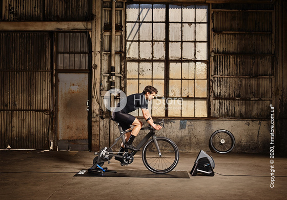 Велотренажер Wahoo Fitness KICKR Smart Trainer