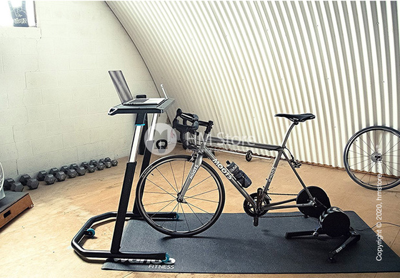 Дополнительный стол для велотренажера Wahoo Kickr Indoor Cycling Desk