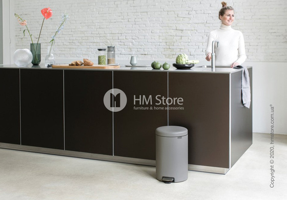 Ведро для мусора Brabantia Pedal Bin NewIcon 20 л, Mineral Concrete Grey