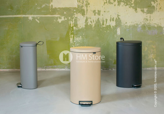 Ведро для мусора Brabantia Pedal Bin Flatback+ 40 л, Mineral Golden Beach Ведро для мусора Brabantia Pedal Bin Flatback+ 40 л, Mineral Golden Beach