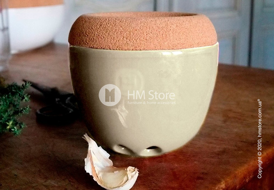 Емкость для хранения чеснока Emile Henry 14,6 х 13,4 см, Clay