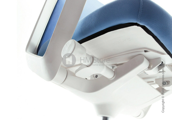 Кресло офисное на колесиках Enran Flo High, White and Blue