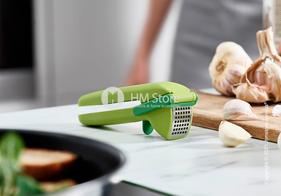 Пресс для чеснока с очищающей пластиной Joseph Joseph Clean Force, Green