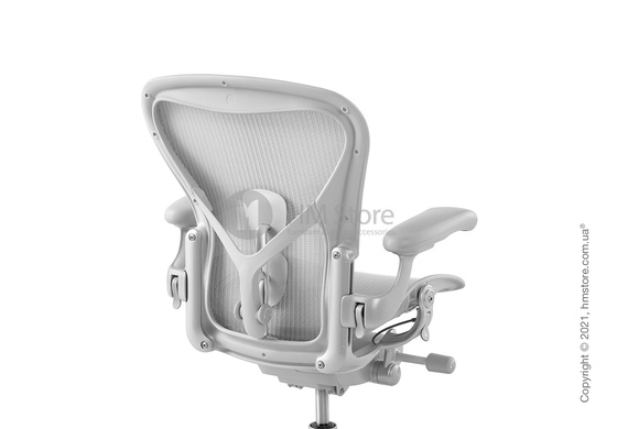 Кресло Herman Miller Aeron Remastered