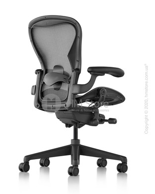 Кресло Herman Miller Aeron Remastered 