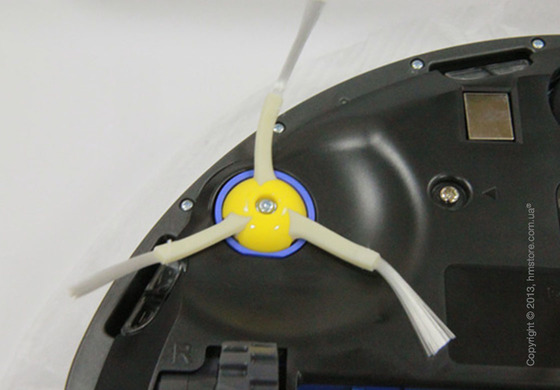 Боковая трехлопастная щетка для iRobot Roomba 500-й, 600-й и 700-й серии