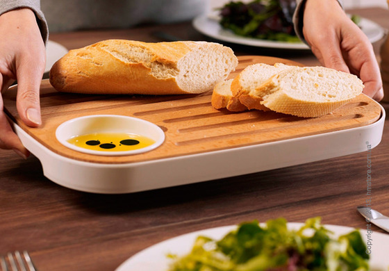 Разделочная доска Joseph Joseph Slice & Serve, Белая