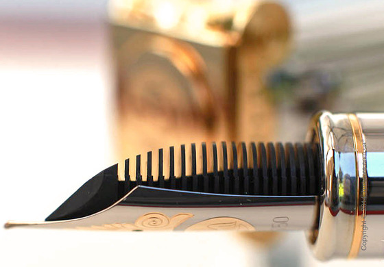 Ручка перьевая Pelikan 7 Wonders Of The World, коллекция «Temple of Artemis»