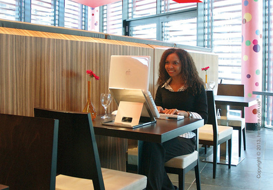 Держатель Herman Miller Lapjack Portable Laptop Holder