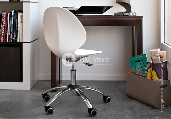 Кресло Calligaris Basil, Metal and plastic swivel chair, Plastic matt black