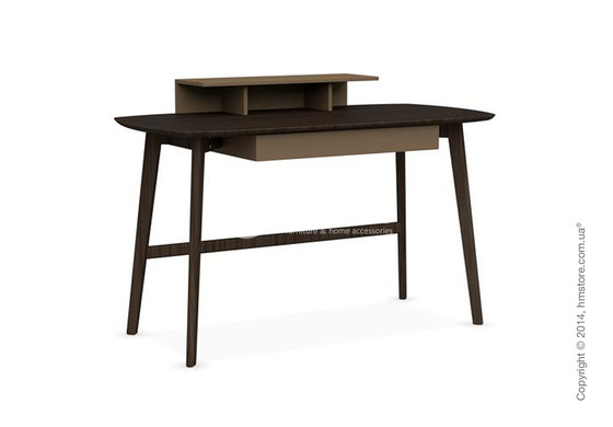 Стол Calligaris Match, Ashwood smoke, Veneer smoke and Lacquered matt nougat