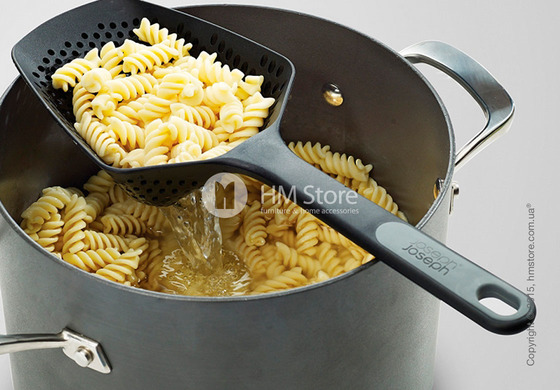 Шумовка Joseph Joseph Small Scoop Plus, Black