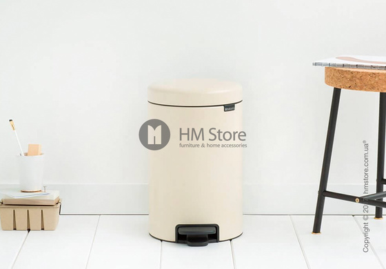 Ведро для мусора Brabantia Pedal Bin NewIcon 12 л, Almond