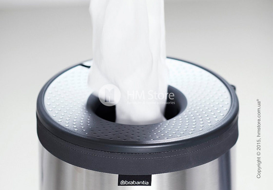 Бак для белья Brabantia Laundry Bin 35 л, Plastic Lid, Matt Steel and Cool Grey Бак для белья Brabantia Laundry Bin 35 л, Plastic Lid, Matt Steel and Cool Grey
