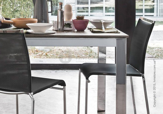 Стул Calligaris Web, Stackable metal chair, Metal matt red, Joy coating coral red and Metal matt optic white