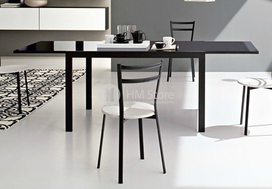 Стол Calligaris Key, Rectangular extending table, Frosted acid etched tempered glass black and Metal matt silver Стол Calligaris Key, Rectangular extending table, Frosted acid etched tempered glass black and Metal matt silver