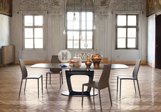 Стол Calligaris Orbital, Design extending table, Tempered glass transparent extraclear and Lacquered glossy optic white