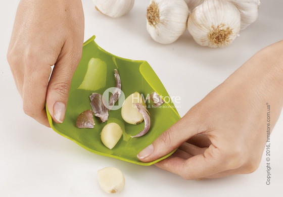 Ролл силиконовый для чистки чеснока Joseph Joseph Scroll, Red