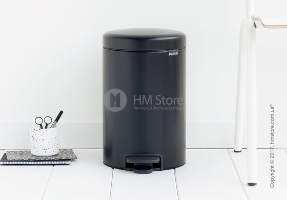 Ведро для мусора Brabantia Pedal Bin NewIcon 12 л, Matt Black