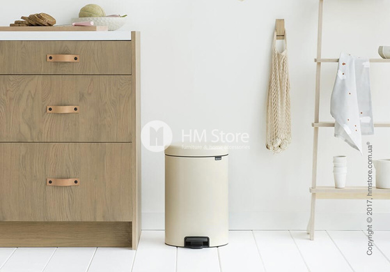 Ведро для мусора Brabantia Pedal Bin NewIcon 20 л, Almond