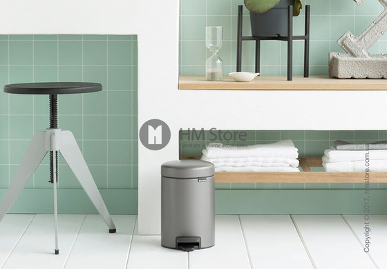 Ведро для мусора Brabantia Pedal Bin NewIcon 3 л, Platinum Ведро для мусора Brabantia Pedal Bin NewIcon 3 л, Platinum