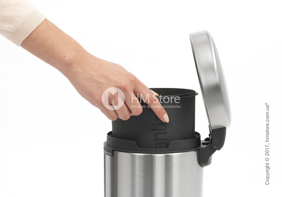 Ведро для мусора Brabantia Pedal Bin Newicon 3 л, Matt Steel Fingerprint Proof