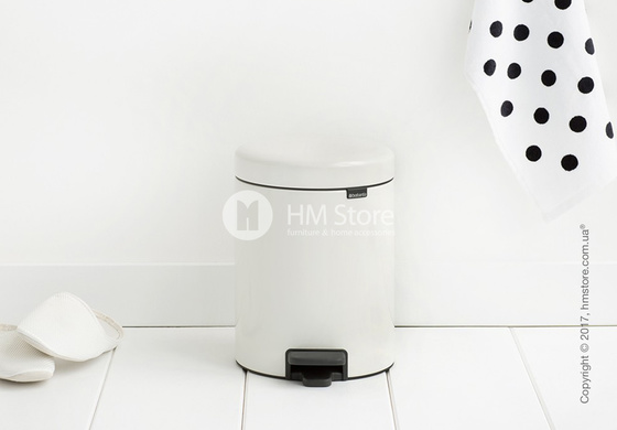 Ведро для мусора Brabantia Pedal Bin NewIcon Metal Inner Bucket 5 л, White Ведро для мусора Brabantia Pedal Bin NewIcon Metal Inner Bucket 5 л, White