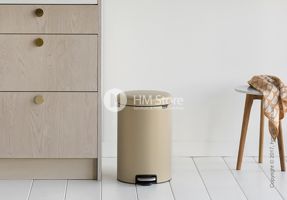 Ведро для мусора Brabantia Pedal Bin NewIcon Luxury 20 л, Mineral Golden Beach