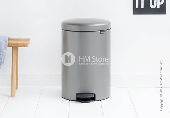 Ведро для мусора Brabantia Pedal Bin NewIcon 20 л, Platinum