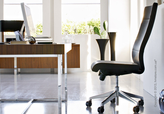 Кресло Calligaris Voyager Кресло Calligaris Voyager