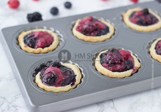 Форма для кексов со съемным дном KitchenAid Mini Pie Pan, Steel  Форма для кексов со съемным дном KitchenAid Mini Pie Pan, Steel