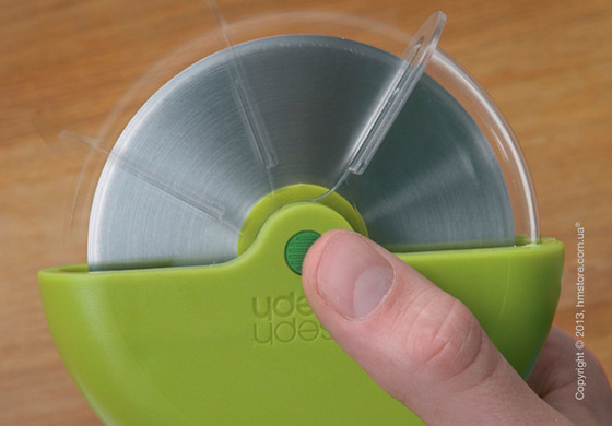 Нож для пиццы Joseph Joseph Scoot, Зеленый