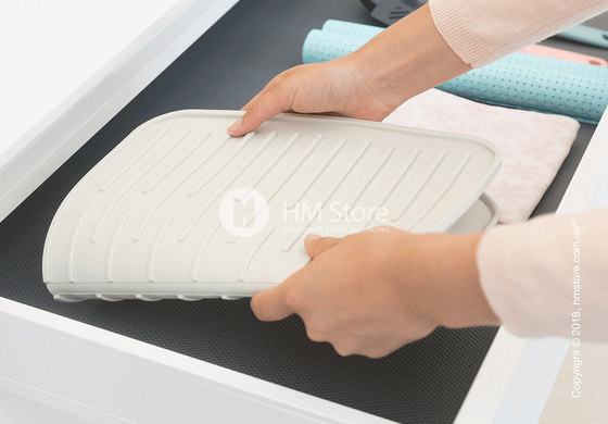 Коврик-сушка для посуды Brabantia Silicone Printing Mat, Light Grey Коврик-сушка для посуды Brabantia Silicone Printing Mat, Light Grey