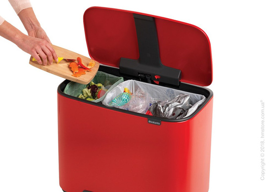 Ведро для сортировки мусора двухсекционное Brabantia Bo Pedal Bin 11/23 л, Passion Red