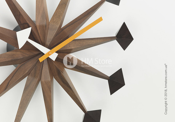 Часы настенные Vitra Polygon Clock
