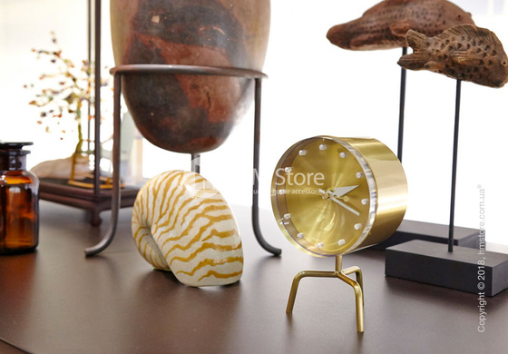 Часы настольные Vitra Tripod Clock Часы настольные Vitra Tripod Clock