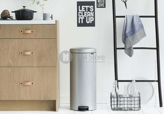 Ведро для мусора Brabantia Pedal Bin NewIcon 30 л, Metallic Grey