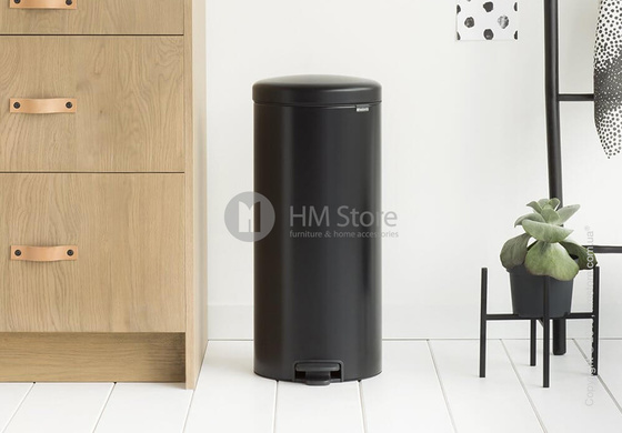 Ведро для мусора Brabantia Pedal Bin NewIcon 30 л, Matt Black