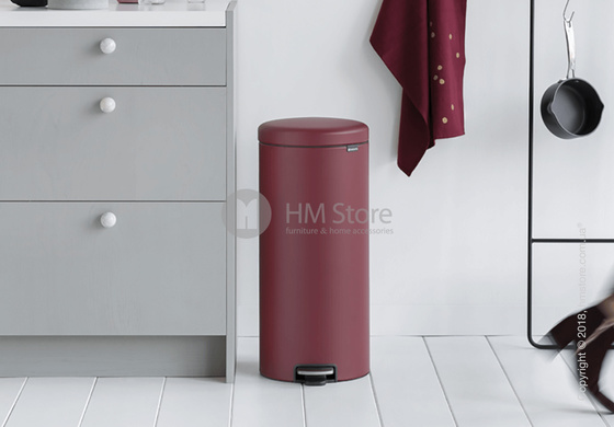 Ведро для мусора Brabantia Pedal Bin NewIcon Luxury 30 л, Mineral Windsor Red