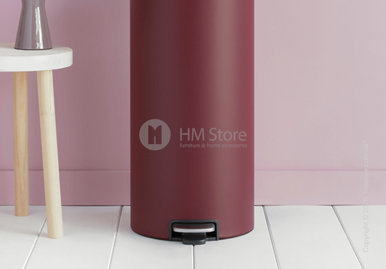 Ведро для мусора Brabantia Pedal Bin NewIcon Luxury 30 л, Mineral Windsor Red