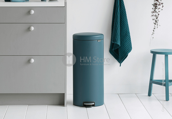 Ведро для мусора Brabantia Pedal Bin NewIcon Luxury 30 л, Mineral Reflektive Blue