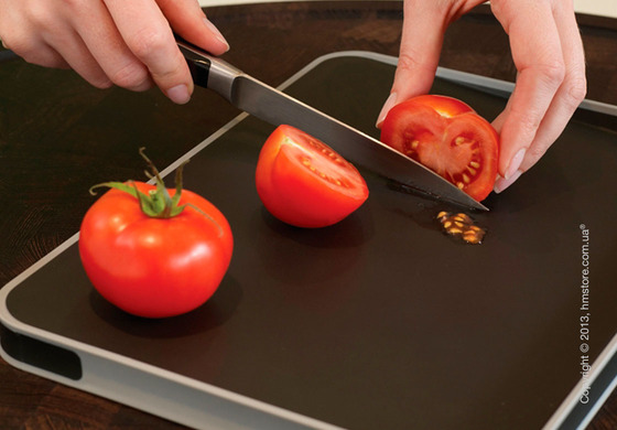 Разделочная доска Joseph Joseph Cut & Carve Plus Small, Черная