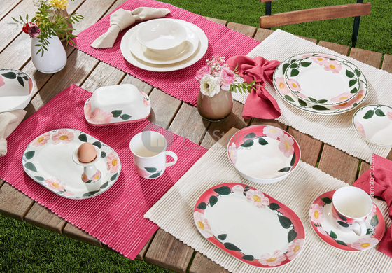 Блюдо для подачи овальное Villeroy & Boch коллекция Rose Sauvage Framboise, 31х21 см