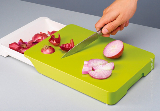 Доска с выдвижным отсеком Joseph Joseph Cut & Collect, Зеленая
