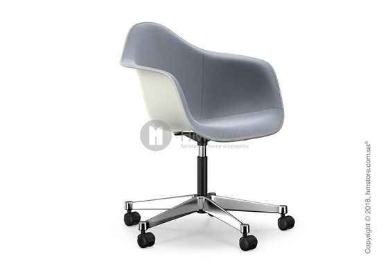 Кресло Vitra Eames Plastic Armchair PACC with full upholstery, White shell, Dark Blue Ivory