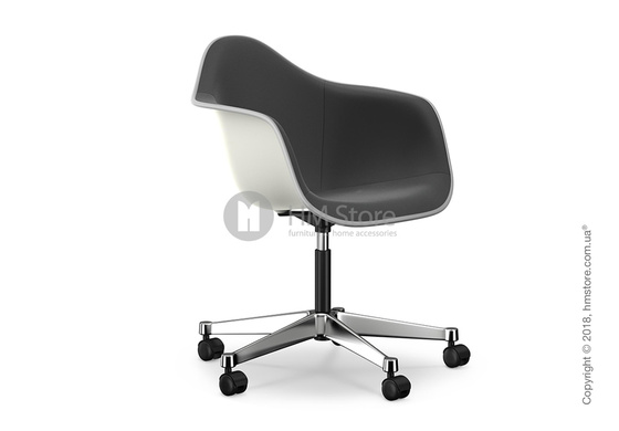 Кресло Vitra Eames Plastic Armchair PACC with full upholstery, White shell, Dark Grey Кресло Vitra Eames Plastic Armchair PACC with full upholstery, White shell, Dark Grey